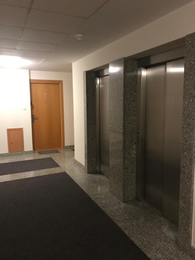 Modern 1Br Flat In Heart Of Warsaw With Parking Lägenhet Exteriör bild